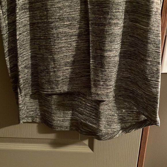 Victoria’s Secret PINK Gray Ombré Sequin Bling Tank Top - High/Low Cut - Size XS - Picture 5 of 5